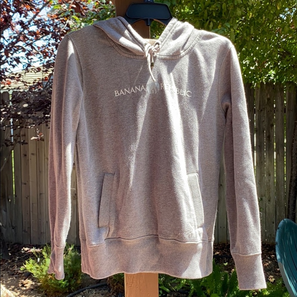 Grey Banana Republic Sweatshirt